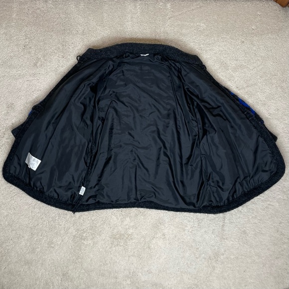 Vintage Aurora International by Abbmoor Chunky Knit Abstract Design Jacket - Picture 4 of 14